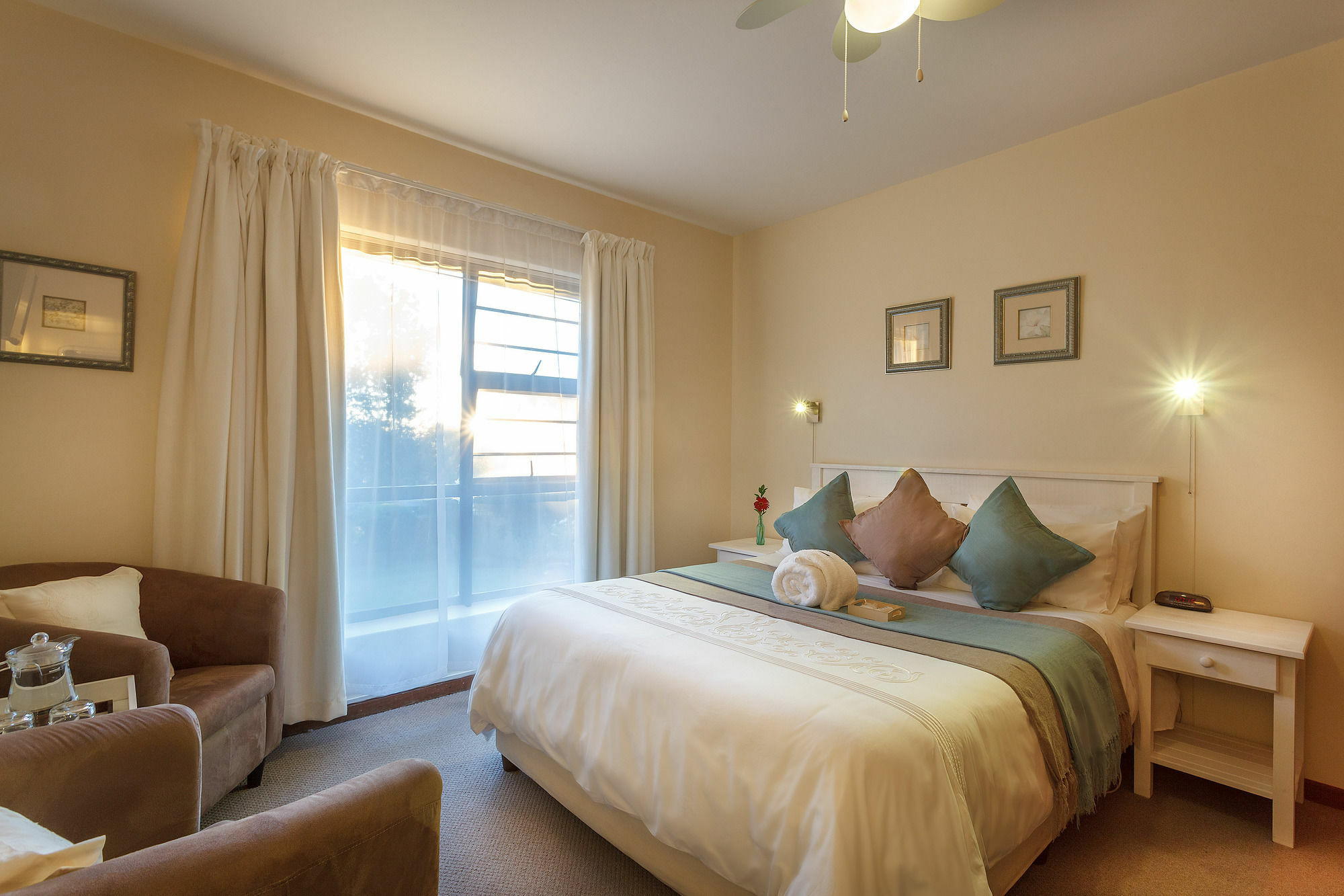 Jenny's Guest House Grahamstown Extérieur photo