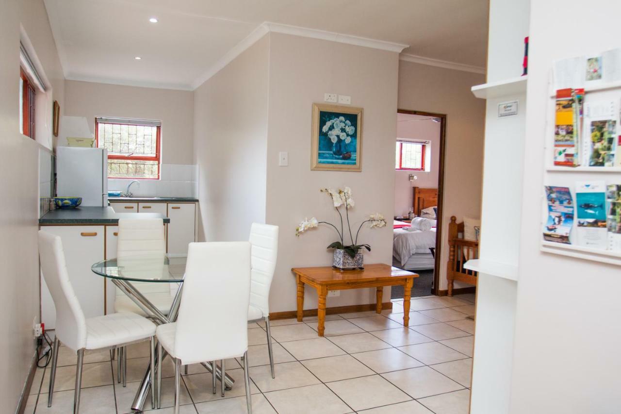 Jenny's Guest House Grahamstown Extérieur photo