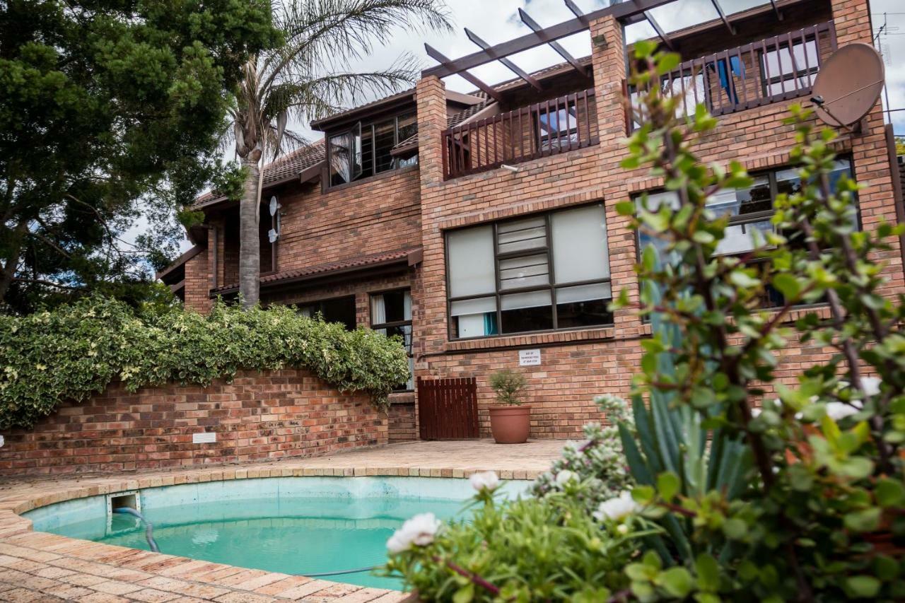 Jenny's Guest House Grahamstown Extérieur photo