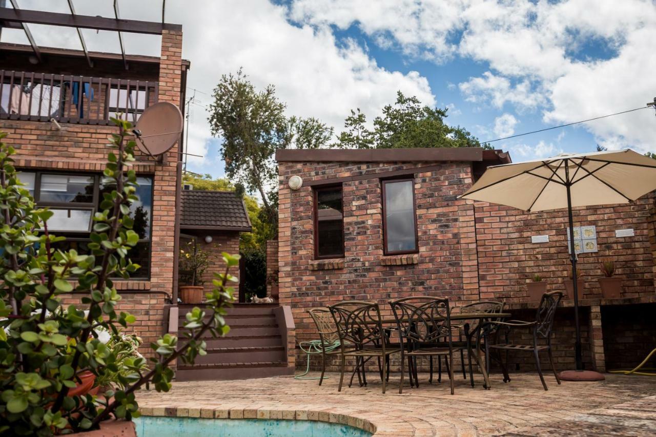 Jenny's Guest House Grahamstown Extérieur photo