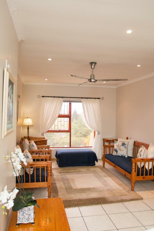 Jenny's Guest House Grahamstown Extérieur photo