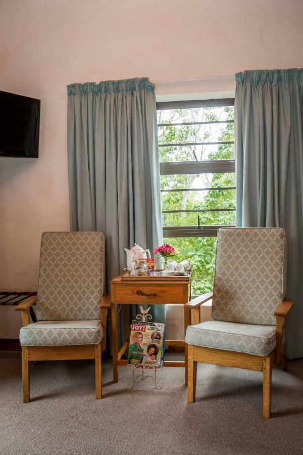 Jenny's Guest House Grahamstown Extérieur photo